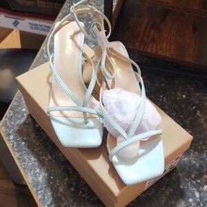 Genshuo Pale Blue Strappy Square-Toe Heels